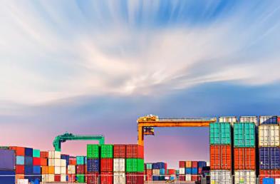 上海國際海運(yùn)需要防范哪些風(fēng)險呢？影響它價格的因素有哪些？