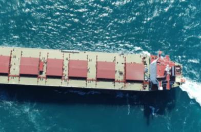 在貨物運(yùn)輸中，選擇國際海運(yùn)與國際空運(yùn)有什么區(qū)別？