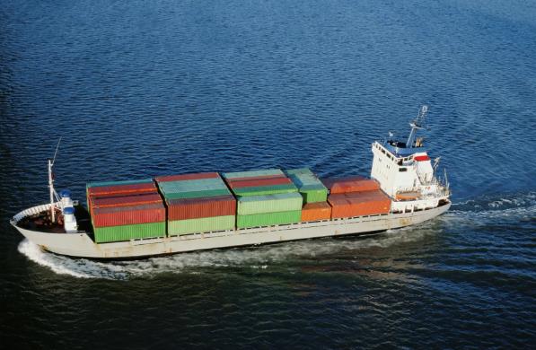 新加坡海運業(yè)的發(fā)展歷程，并展望未來的潛力與挑戰(zhàn)