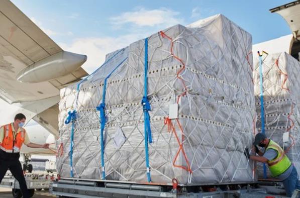 新加坡空運(yùn)專線對(duì)全球經(jīng)濟(jì)的影響有哪些？