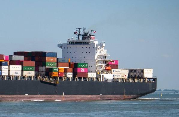 上海國際貨代是中國對(duì)外貿(mào)易蓬勃發(fā)展的產(chǎn)物，為全球貿(mào)易做出了貢獻(xiàn)