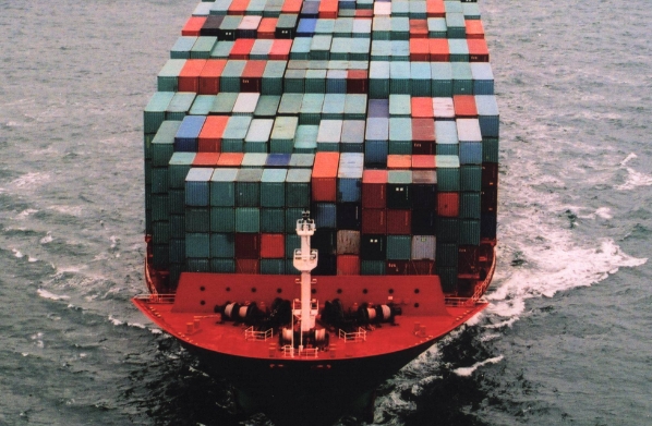 對客戶而言，選擇一個可信賴的貨代公司是非常重要的