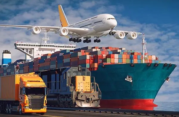 在當(dāng)今全球化的背景下，國際物流行業(yè)的發(fā)展十分迅速