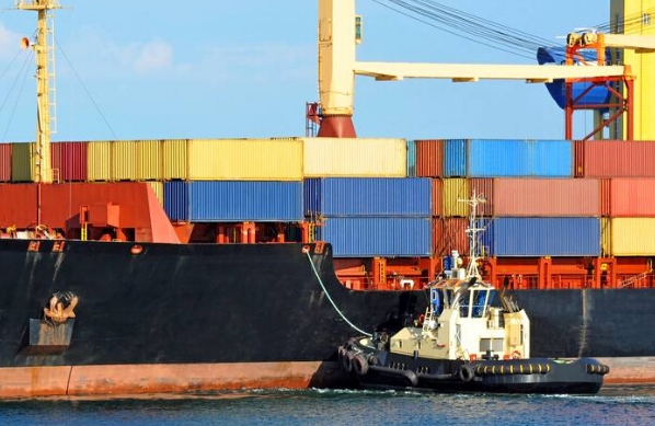 隨著全球貿(mào)易的不斷發(fā)展，上海貨代公司需要不斷創(chuàng)新和改進(jìn)