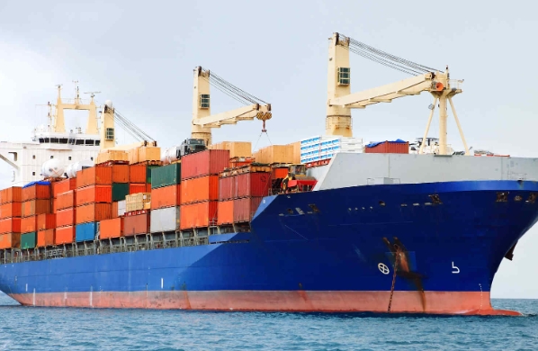 國(guó)際物流作為連接全球經(jīng)濟(jì)的橋梁，見證了全球化的繁榮