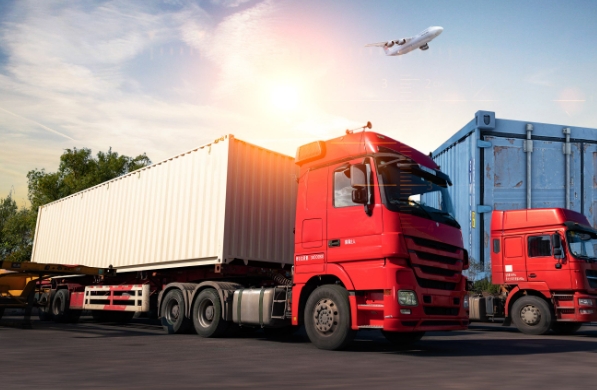 俄羅斯以獨(dú)特的地理位置和資源優(yōu)勢(shì)，成為國際物流體系中重要的一環(huán)