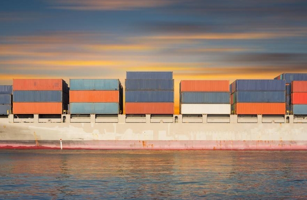 貨運代理提供了便捷高效的貨運服務，也為全球貿易繁榮做出重要貢獻