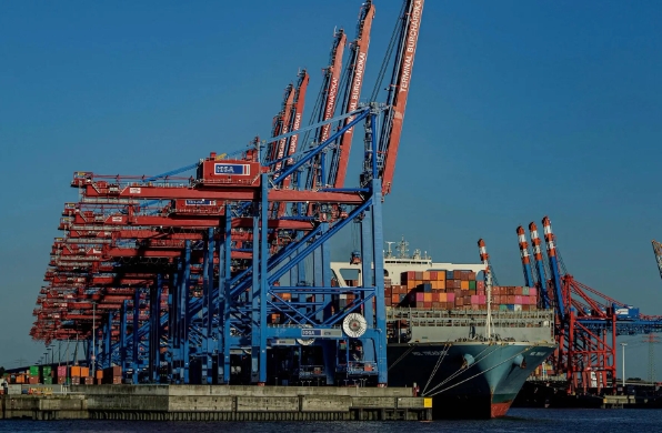 國際貨代不僅承擔著物流運輸任務，更是全球貿易順暢進行的重要保障