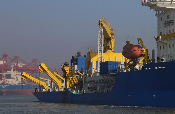 俄羅斯的海運(yùn)業(yè)雖然面臨諸多挑戰(zhàn)，但也在不斷發(fā)展壯大