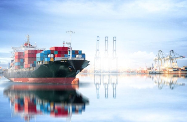 國際貨運代理是連接世界的橋梁，在國際貿易中發(fā)揮著不可替代的作用