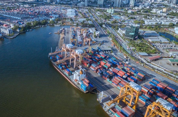 隨著國際貿(mào)易的日益頻繁，美國貨代貨物的跨國運輸需求不斷增長