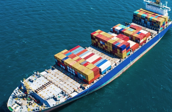 上海貨代公司為上海的國際貿(mào)易和經(jīng)濟發(fā)展做出了巨大貢獻