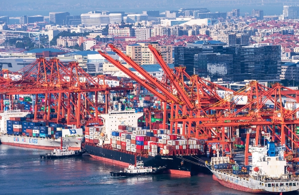 國際貨代不僅是商品流動的加速器，更是推動世界經(jīng)濟繁榮的重要力量