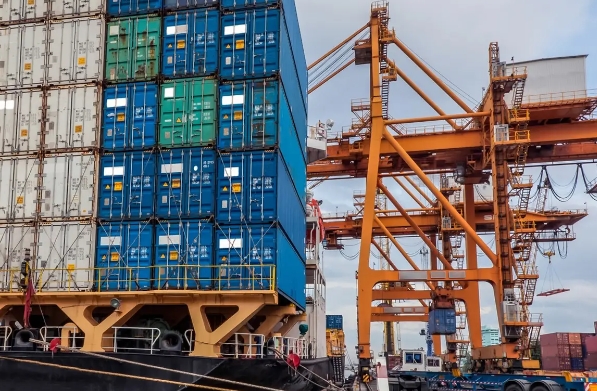 貨代公司正以前所未有的活力與創(chuàng)新，重塑著國(guó)際物流的版圖