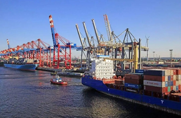 日本國(guó)際物流行業(yè)以其高效、快捷和安全的服務(wù)贏得了廣泛贊譽(yù)