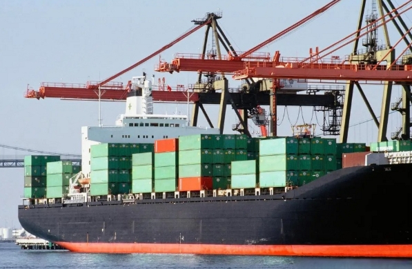 隨著信息技術(shù)的飛速發(fā)展，澳洲貨運(yùn)行業(yè)迎來(lái)了智能化、數(shù)字化的轉(zhuǎn)型