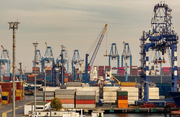 澳大利亞貨代提供物流解決方案，更是推動該國經(jīng)濟(jì)全球化的重要力量